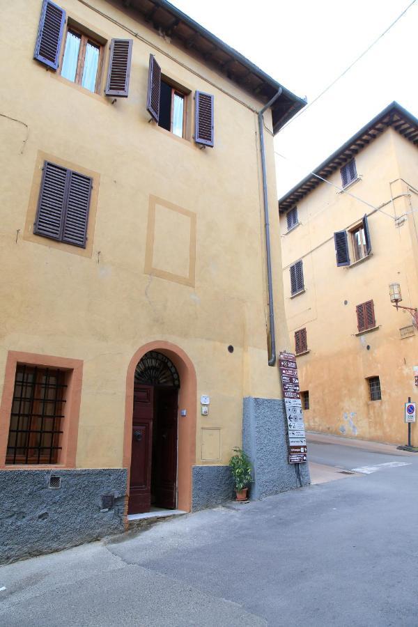 La Casa Di Ines Hotell San Gimignano Exteriör bild