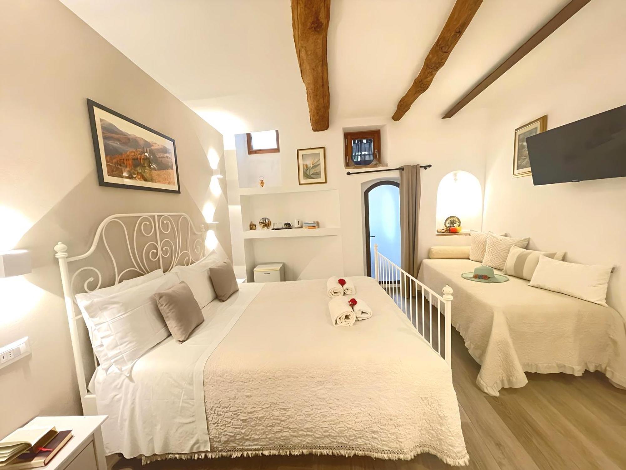 La Casa Di Ines Hotell San Gimignano Exteriör bild