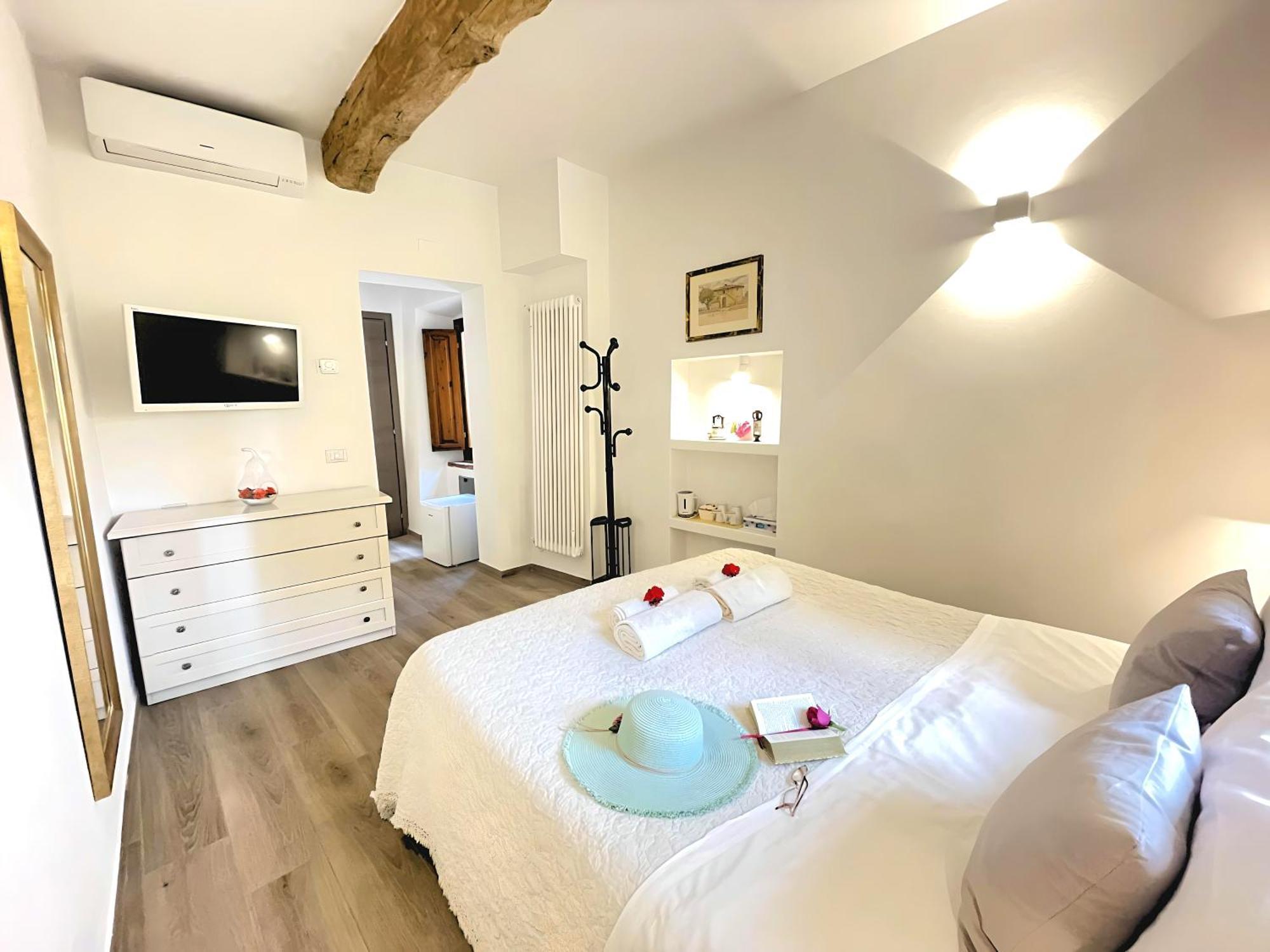 La Casa Di Ines Hotell San Gimignano Exteriör bild