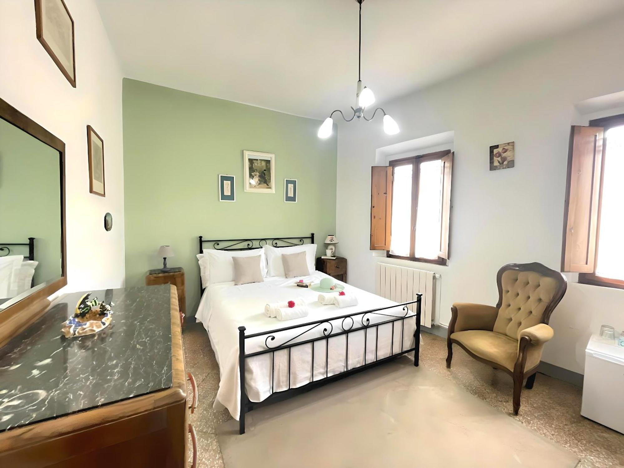 La Casa Di Ines Hotell San Gimignano Exteriör bild